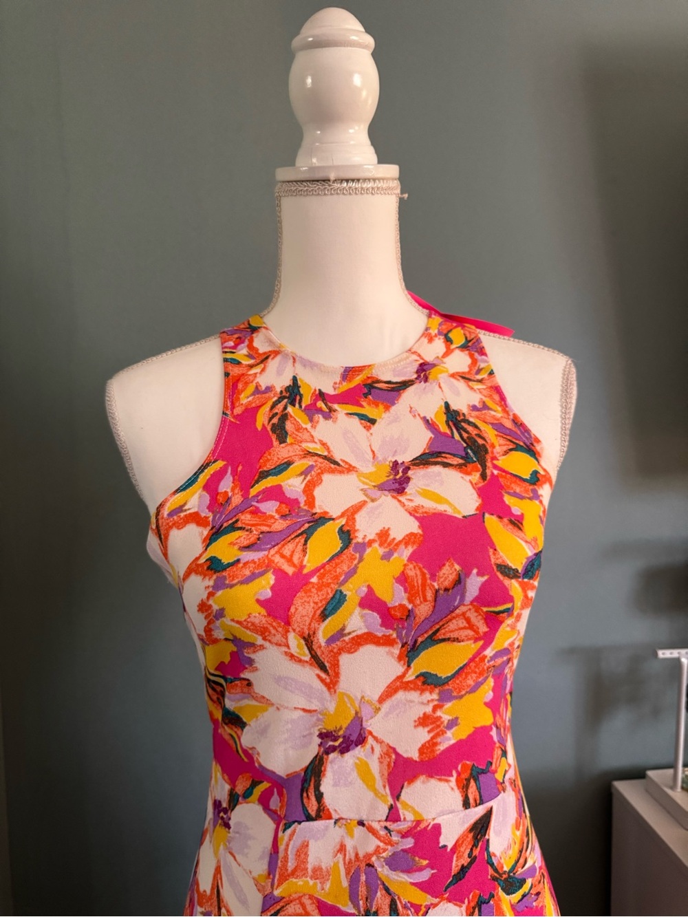 NWT Vernacular Floral Midi Sheath Dress in Pink Tropical Vacation - Picture 2 of 4